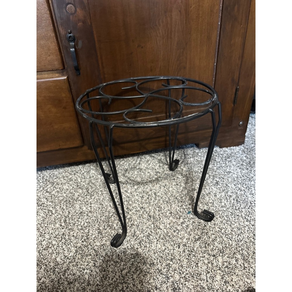 Black Wrought Iron Plant Stand Scrollwork Metal Indoor Outdoor Garden Riser 10in